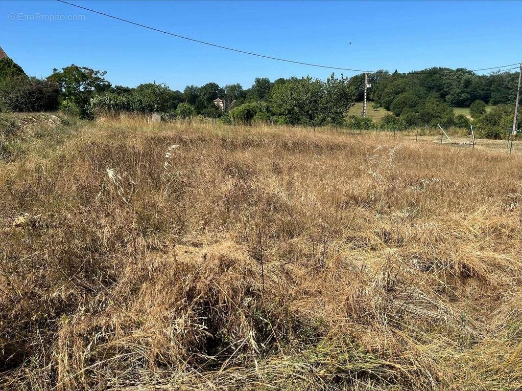 Terrain à CAHORS