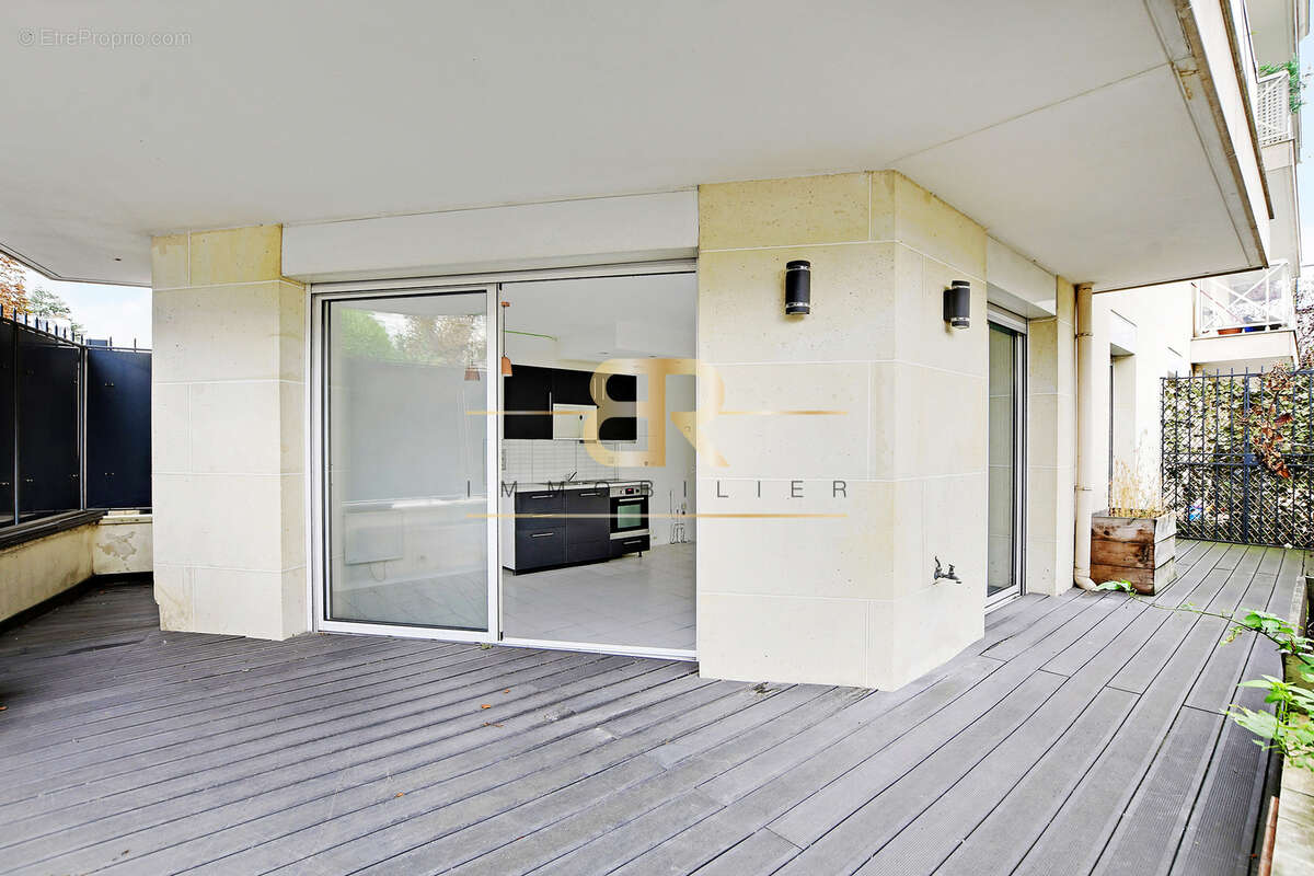 Appartement à NOGENT-SUR-MARNE