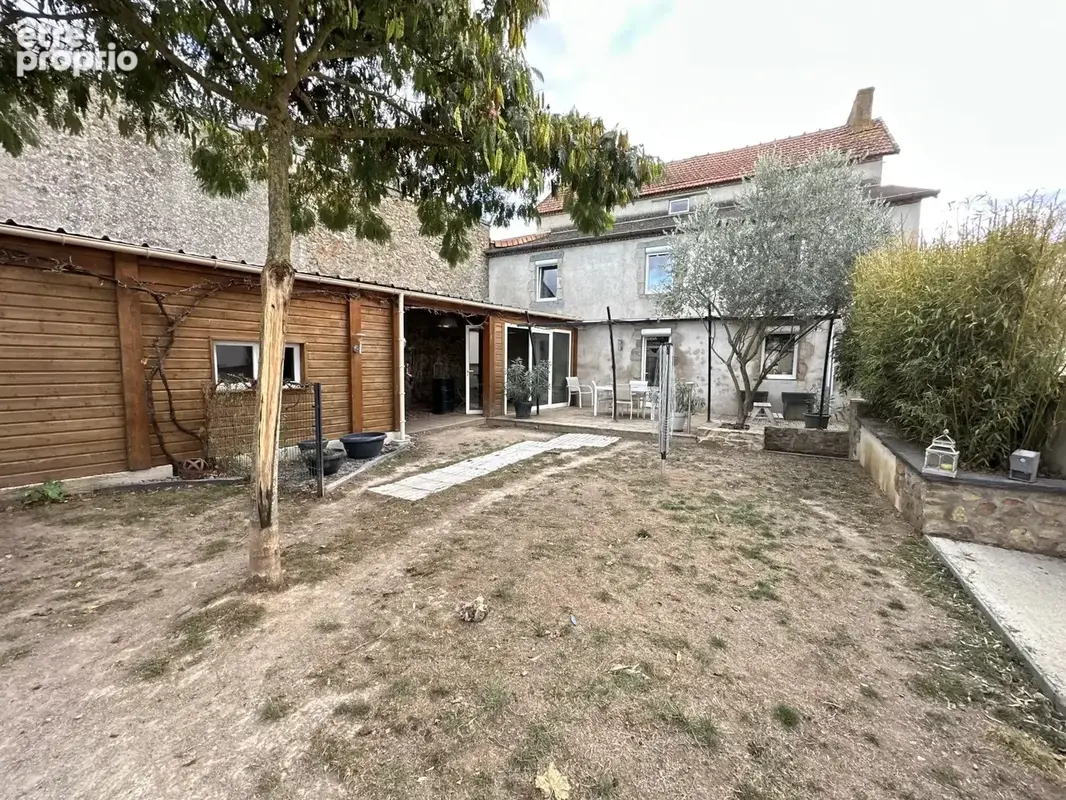 Maison de caractère de 181 m² à Saint-Sauveur, rénovée, avec grenier à finir d'aménager - photo 21