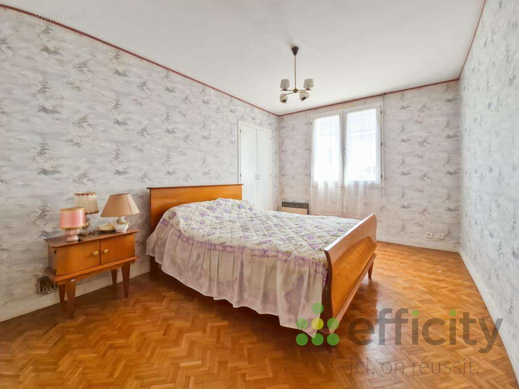 Maison 110 m² à Le Mans  - photo 8