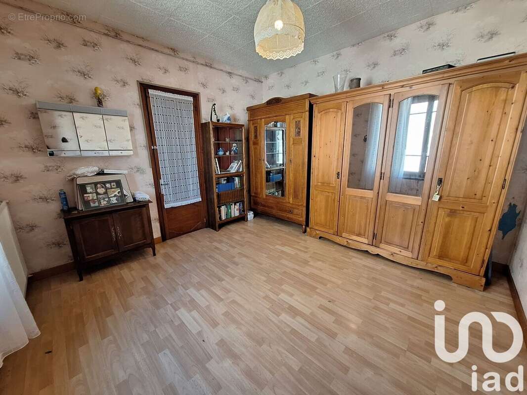 Photo 7 - Maison à VOUZIERS