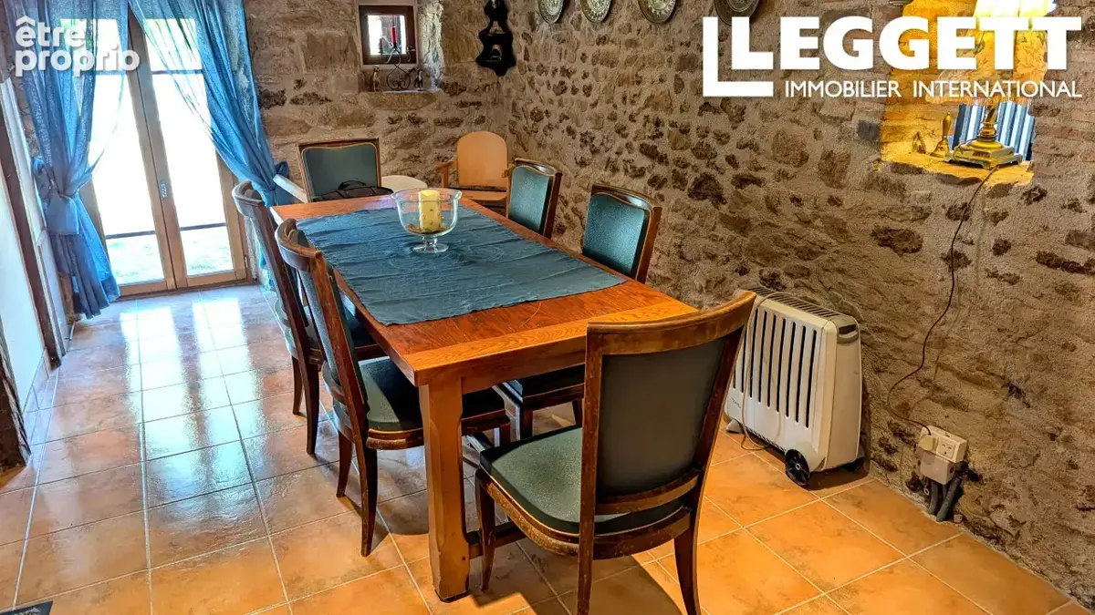 Belle maison de campagne avec écuries, granges et plus 4595 m² de terrain, dans un hameau accueillant - photo 5