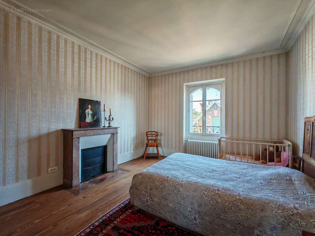 Maison à VERSAILLES