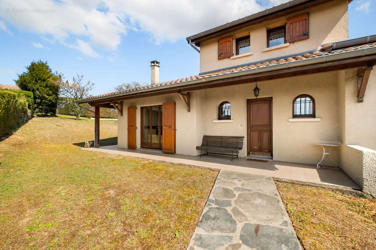 Photo 2 - Maison à SIMANDRES
