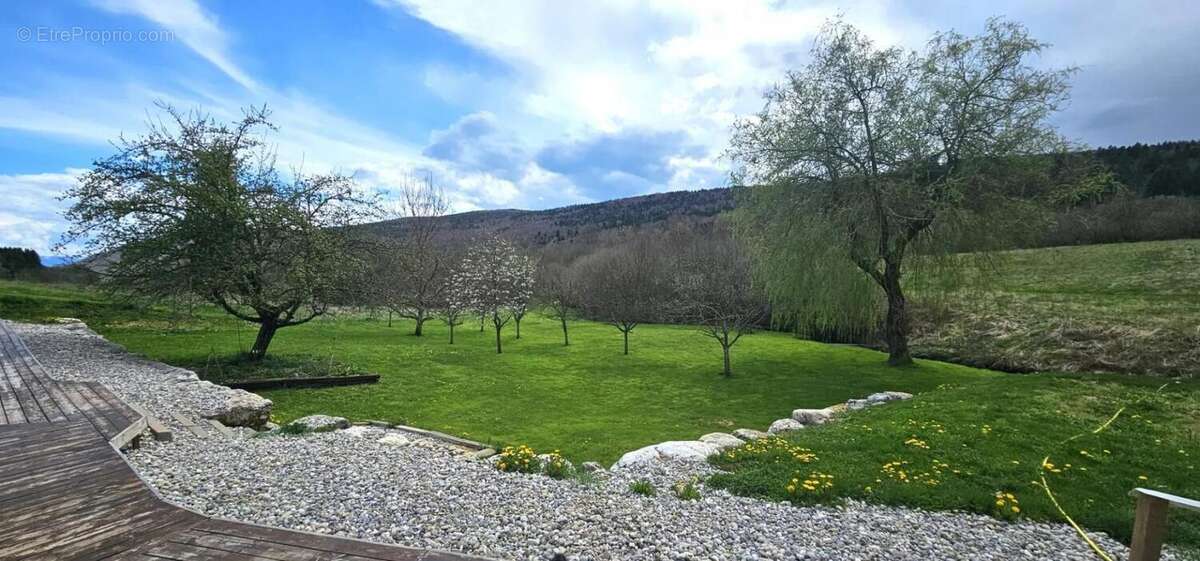 Maison à HAUTEVILLE-LOMPNES