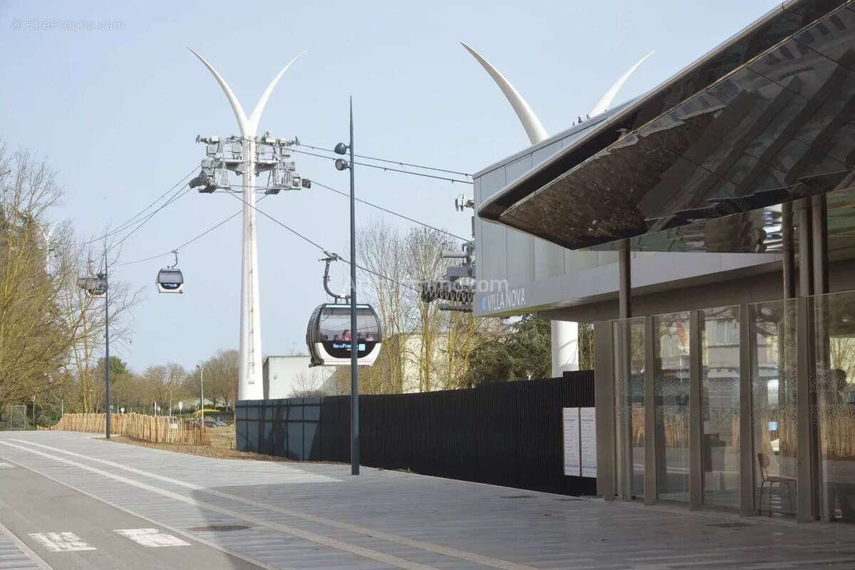 Commerce à VILLENEUVE-SAINT-GEORGES