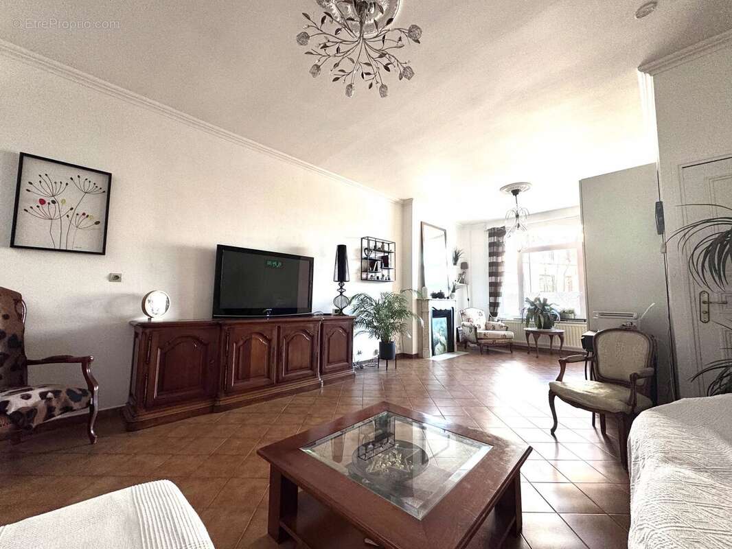 Maison à LA MADELEINE