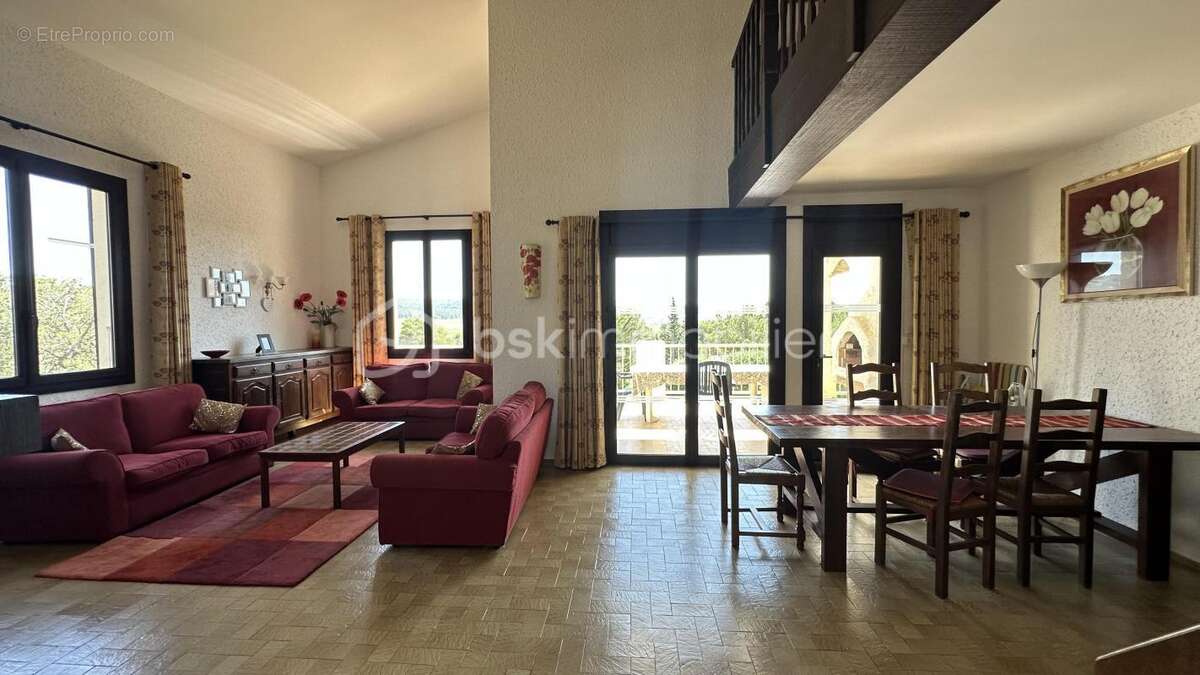 Maison à FABREZAN