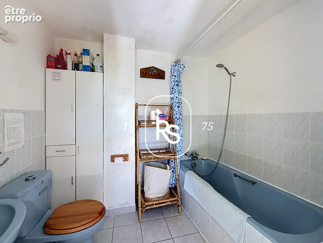 Maison de hameau divisée en deux logements de 102 m2 habitables et de 50,7 m2 avec un terrain de 571 m2 - photo 15