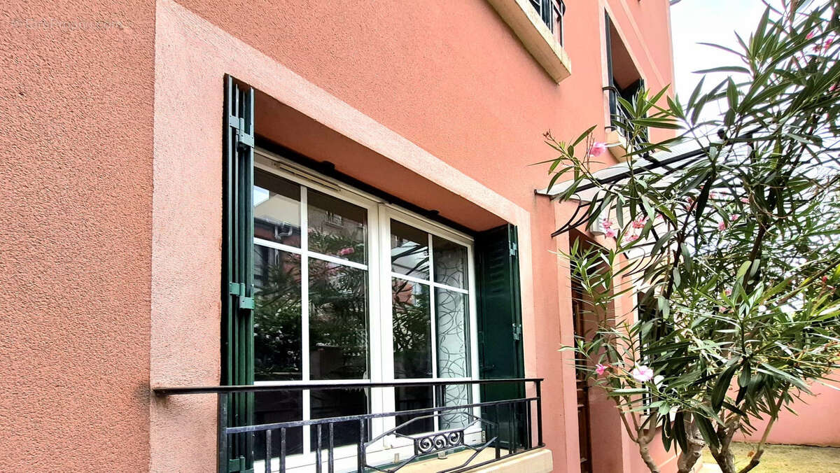 Maison à COLOMBES