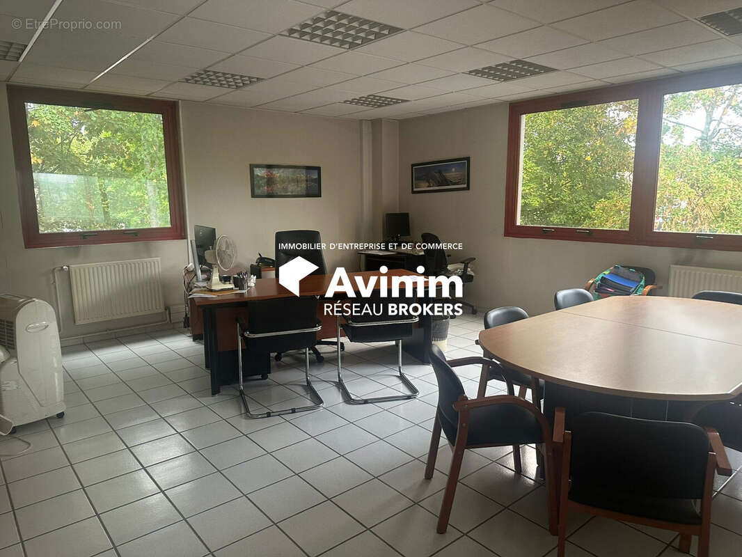 Commerce à SAINT-OUEN-L'AUMONE