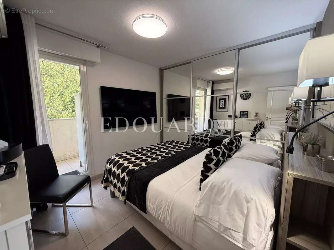 Appartement à BEAUSOLEIL