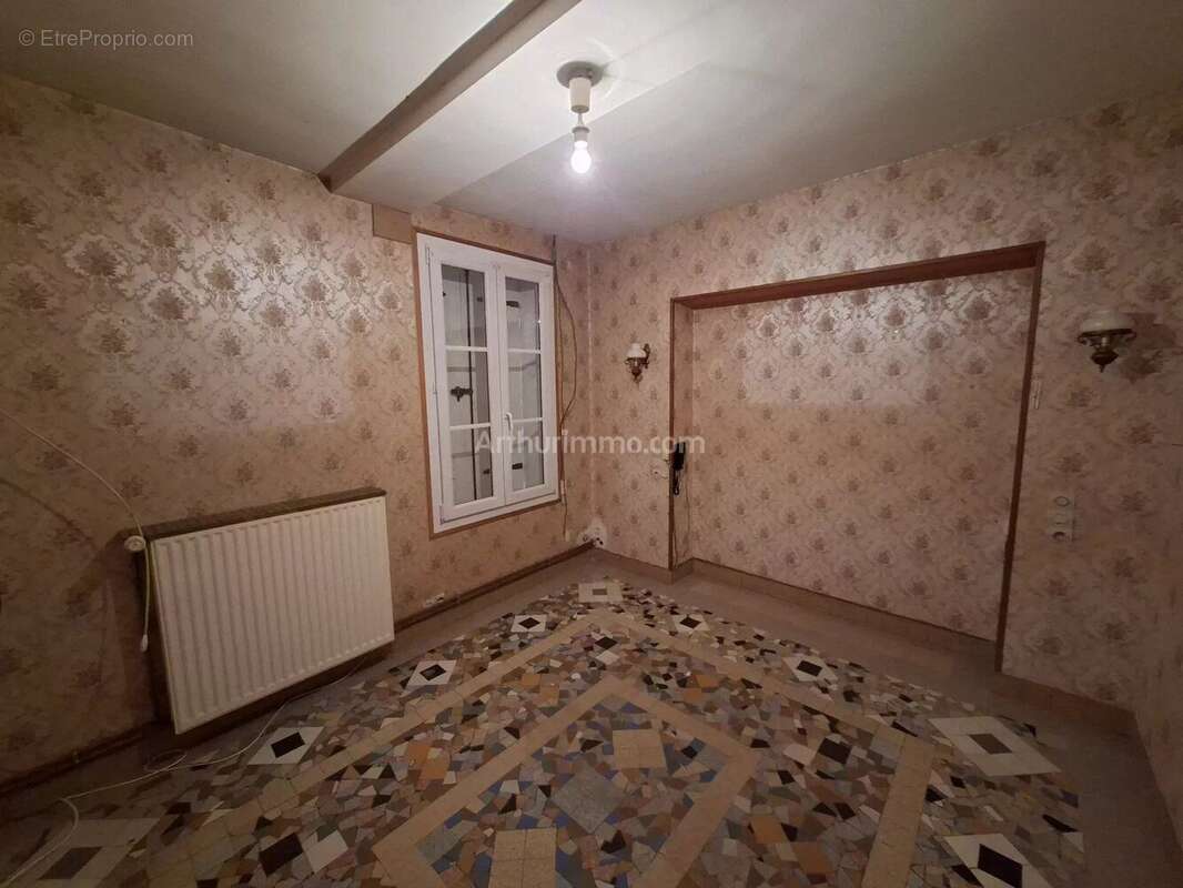 Maison à MAGNY-EN-VEXIN