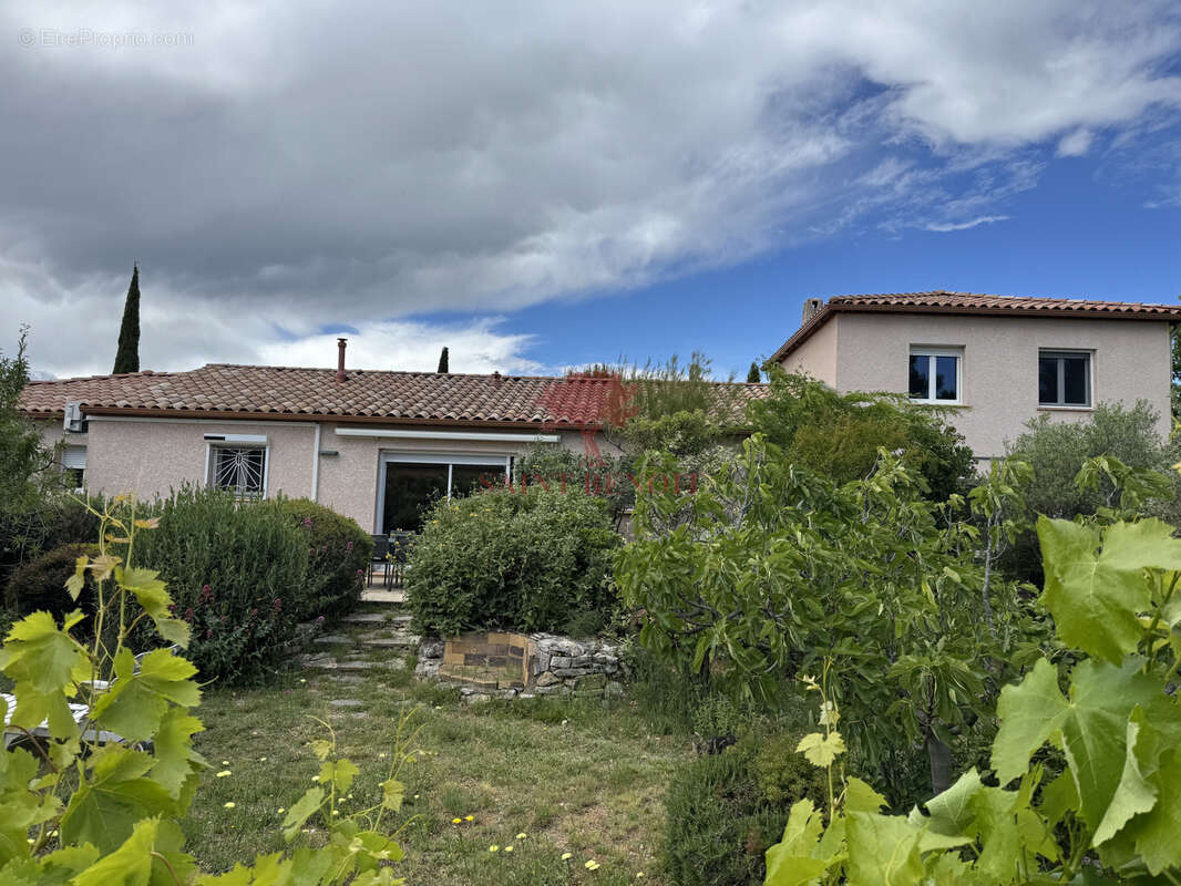 Maison à SAINT-JEAN-DE-FOS