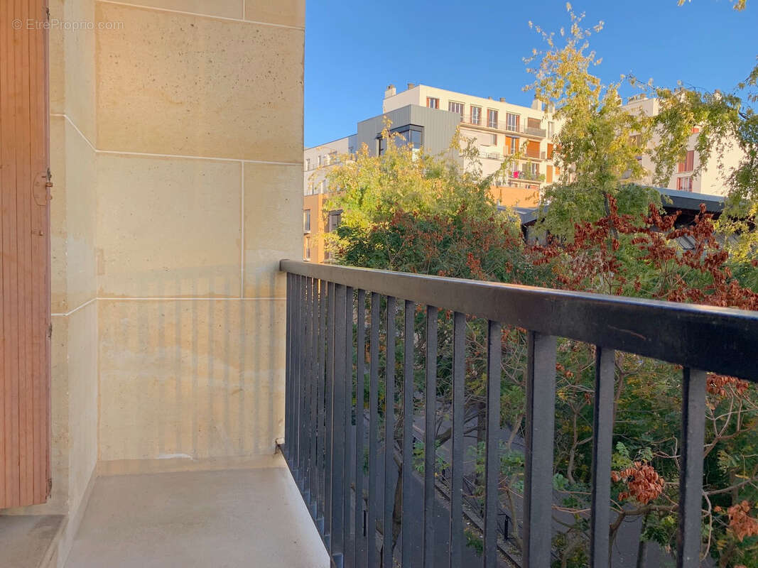 Appartement à PARIS-20E