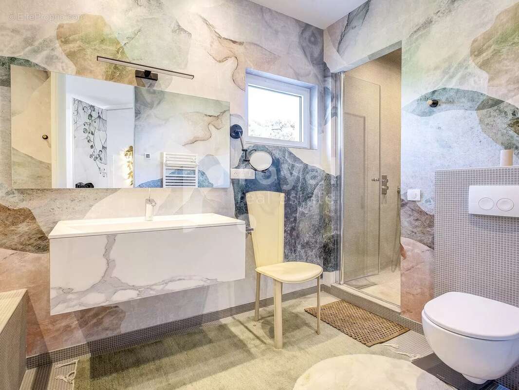 Maison à MOUGINS