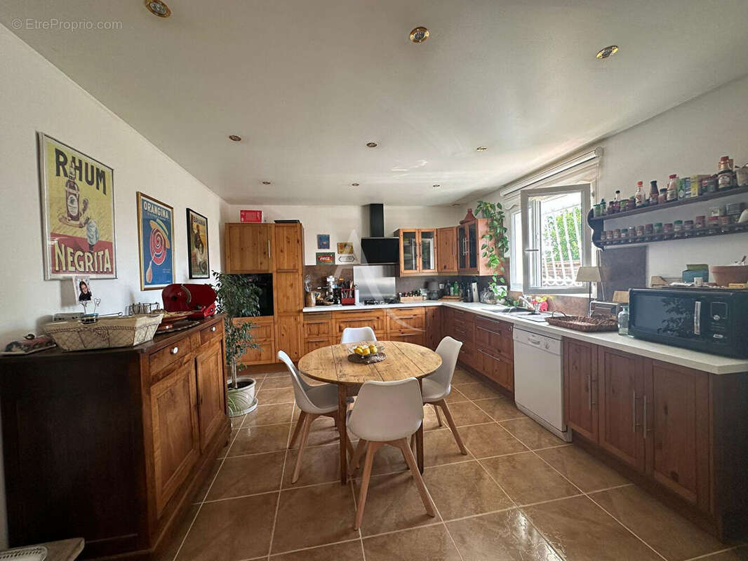 Maison à BUZET-SUR-TARN