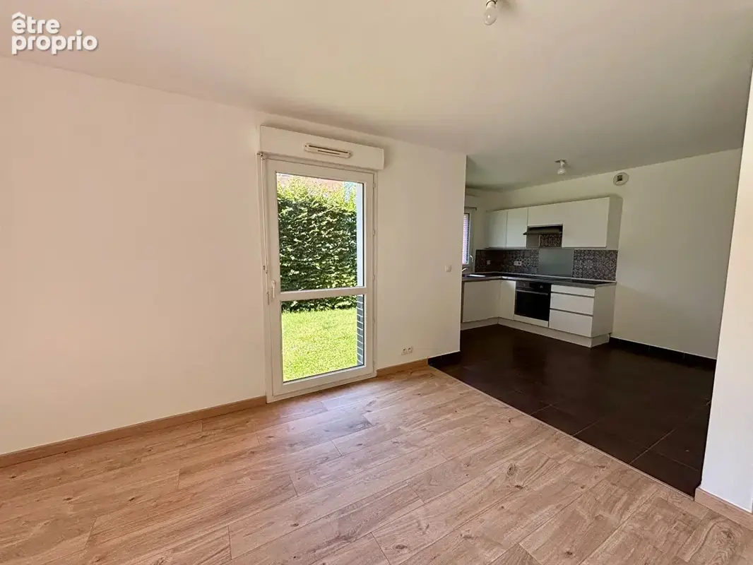 Appartement T4 à proximité des commerces à pieds! - photo 3