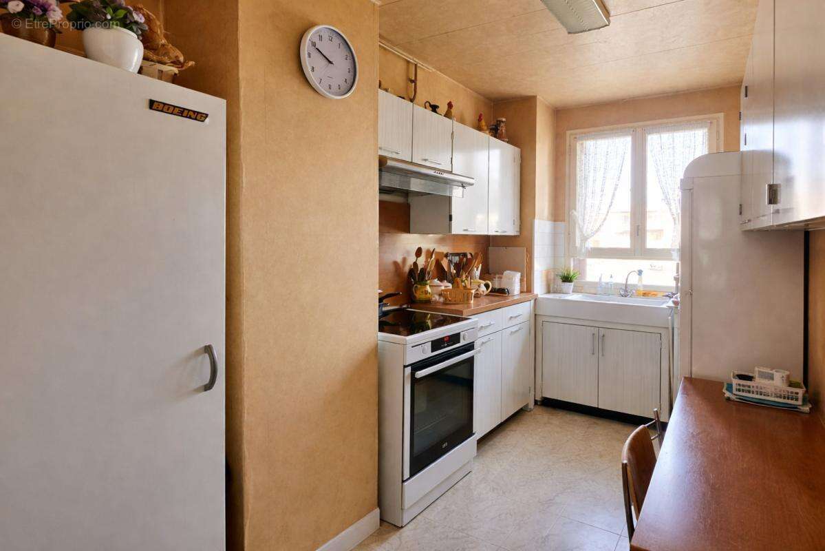 Appartement à BOIS-COLOMBES