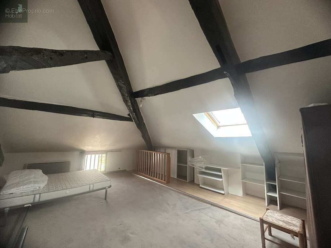 Appartement à MAURS