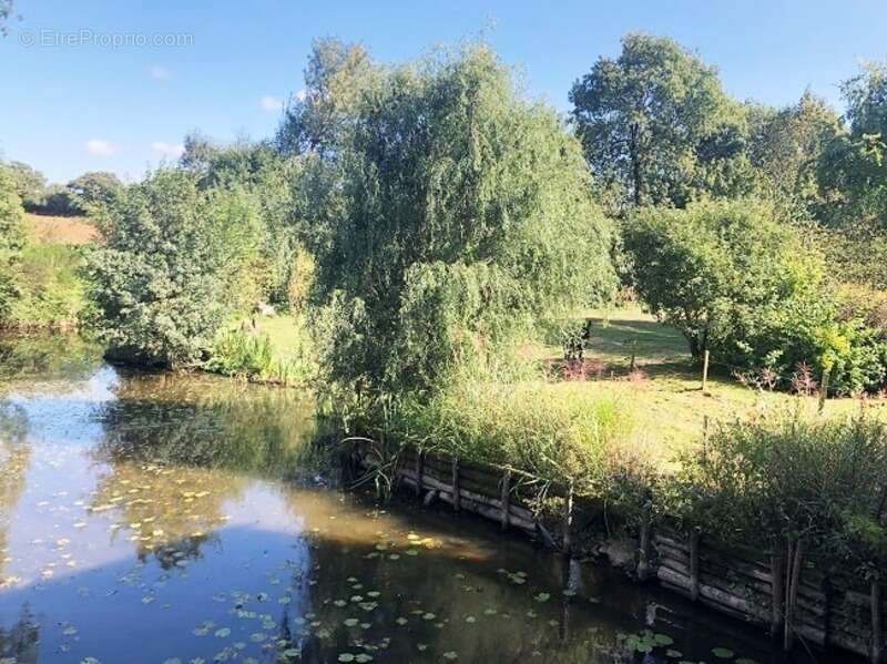 Maison à ROCHESERVIERE