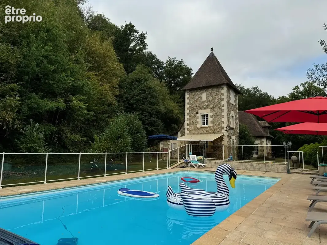 Maison 225 m² à Bernay  - photo 2