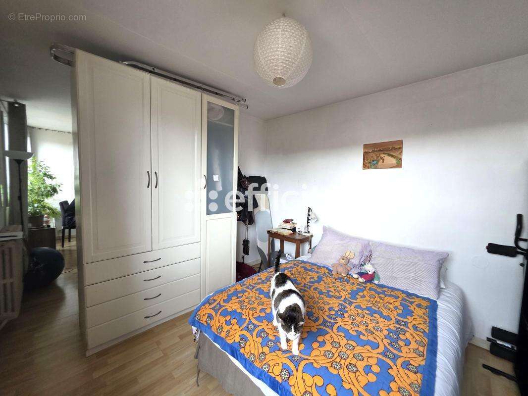 Appartement à ISSY-LES-MOULINEAUX