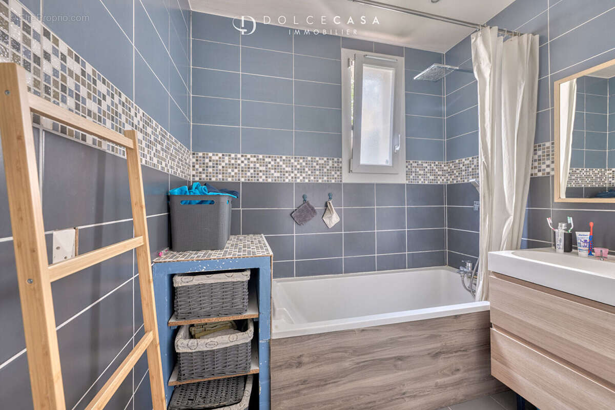 Appartement à SAINT-MAURICE