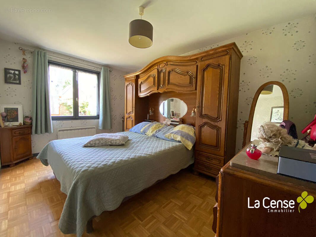 Maison à PERONNE-EN-MELANTOIS