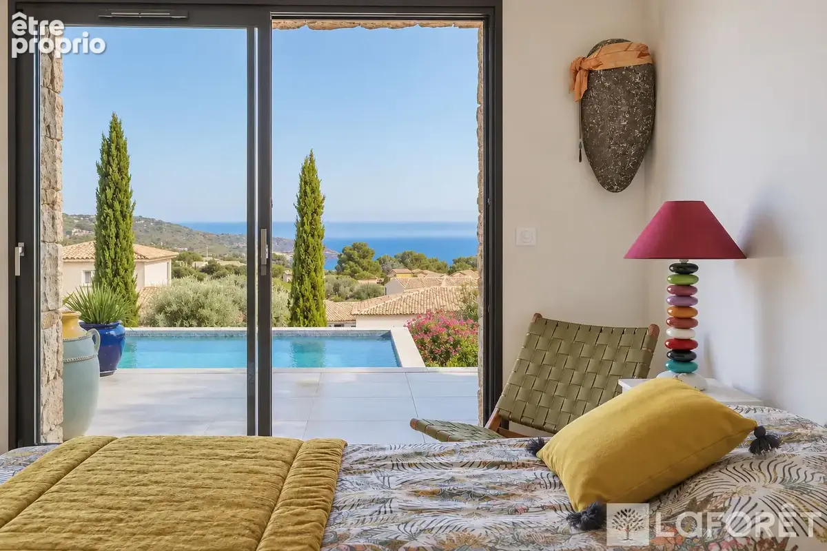 Villa contemporaine d'exception avec piscine vue mer et montagnes - photo 9