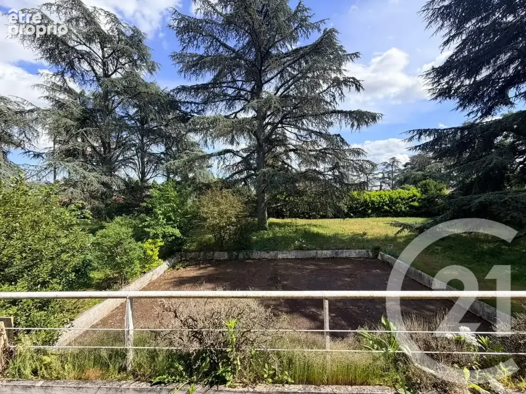 Maison 5 pièces 102 m² à vendre à Saint-Bernard (01600) - photo 3