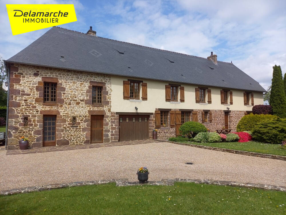 Maison à SAINT-SAMSON-DE-BONFOSSE