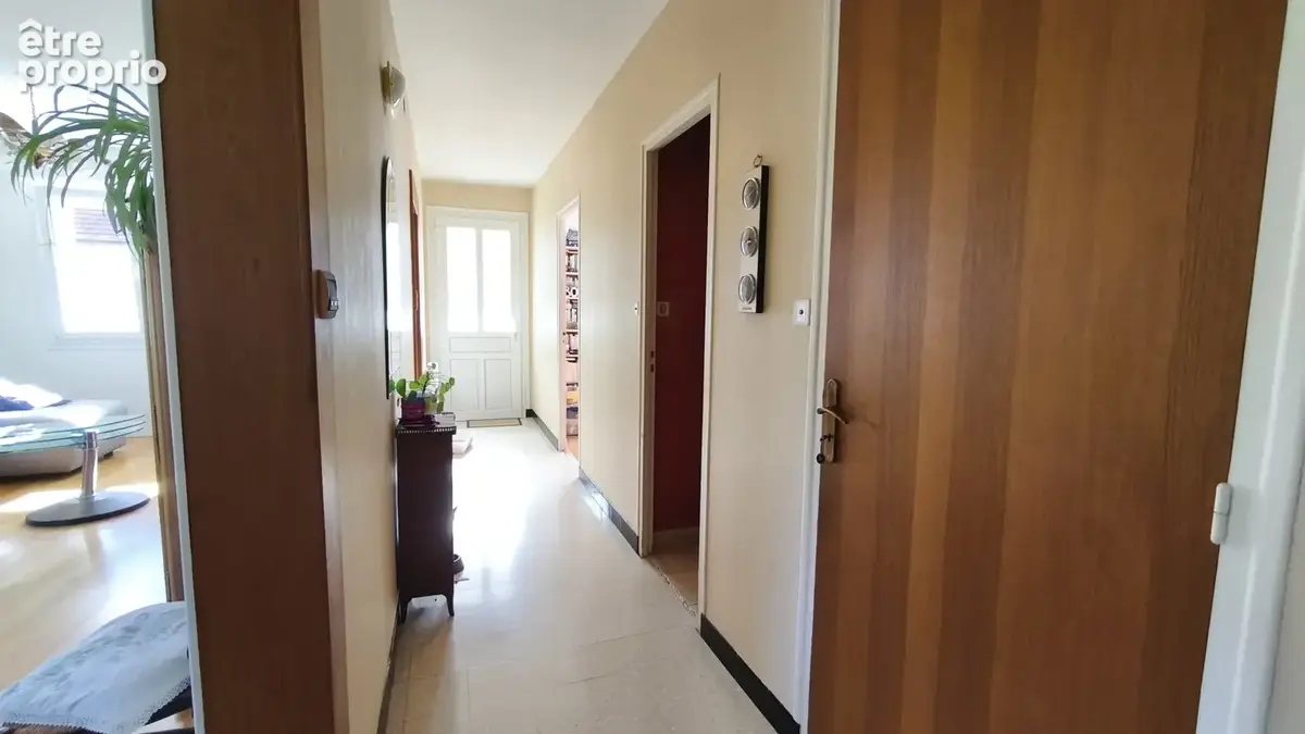 Maison d'architecte de 210 m2 sur la commune de Les Noës Près Troyes - photo 4