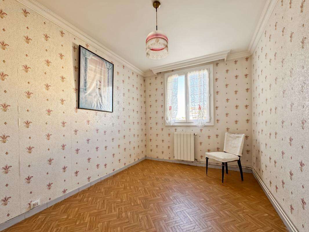 Appartement à SEPTEMES-LES-VALLONS