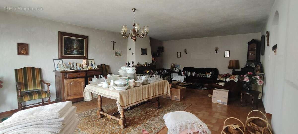 Ferme 161m² avec dépendances : Bessoncourt 90160 - photo 4