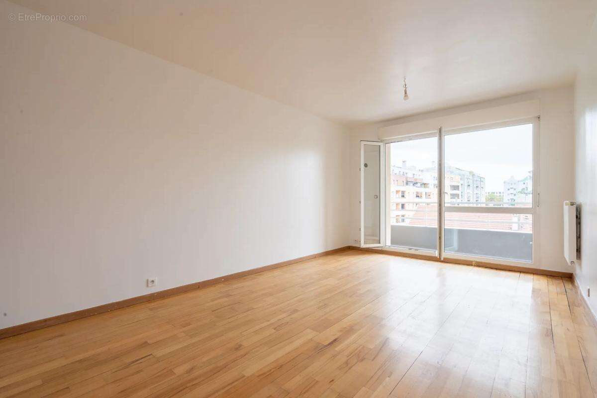 Appartement à BONDY