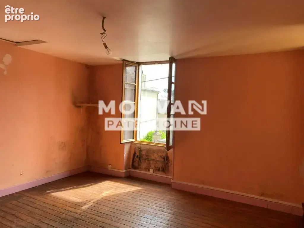 Maison de village coeur nivernais - 4 pieces - 90 m2 - cour - 30 000 € - photo 3