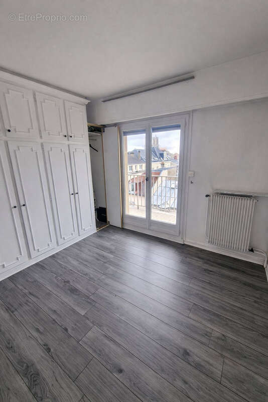 Appartement à MANTES-LA-JOLIE