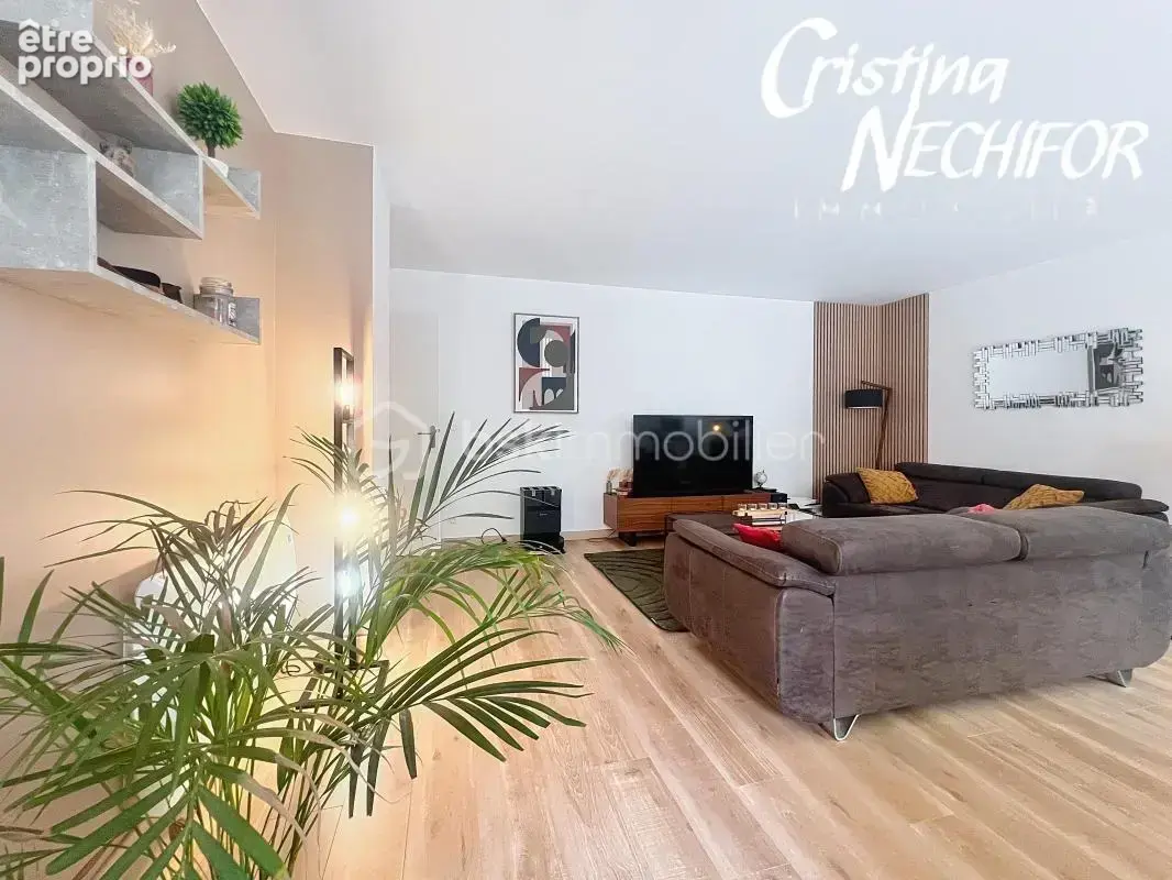 Serris – spacieux 4 pièces de 96 m² en rez-de-jardin – 3 chambres – terrasse ouest – box et parking - photo 3