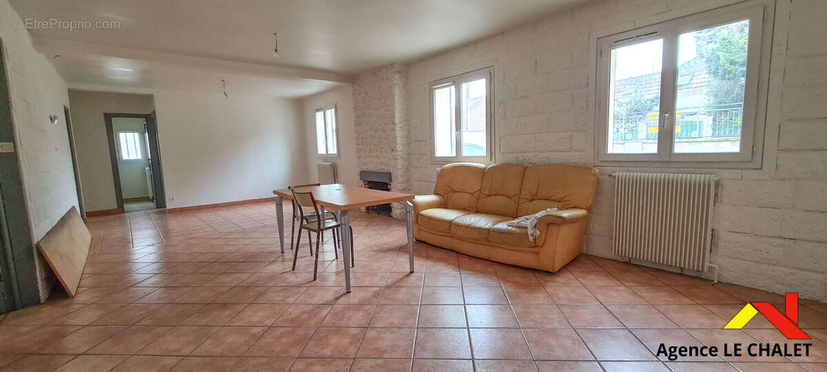 Maison 7 pièces - 5 chambres de plain-pied 140m² - photo 3