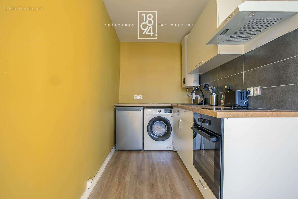 Appartement à MARSEILLE-3E
