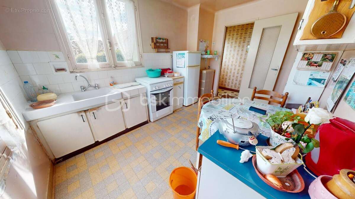 Maison à BELLEGARDE