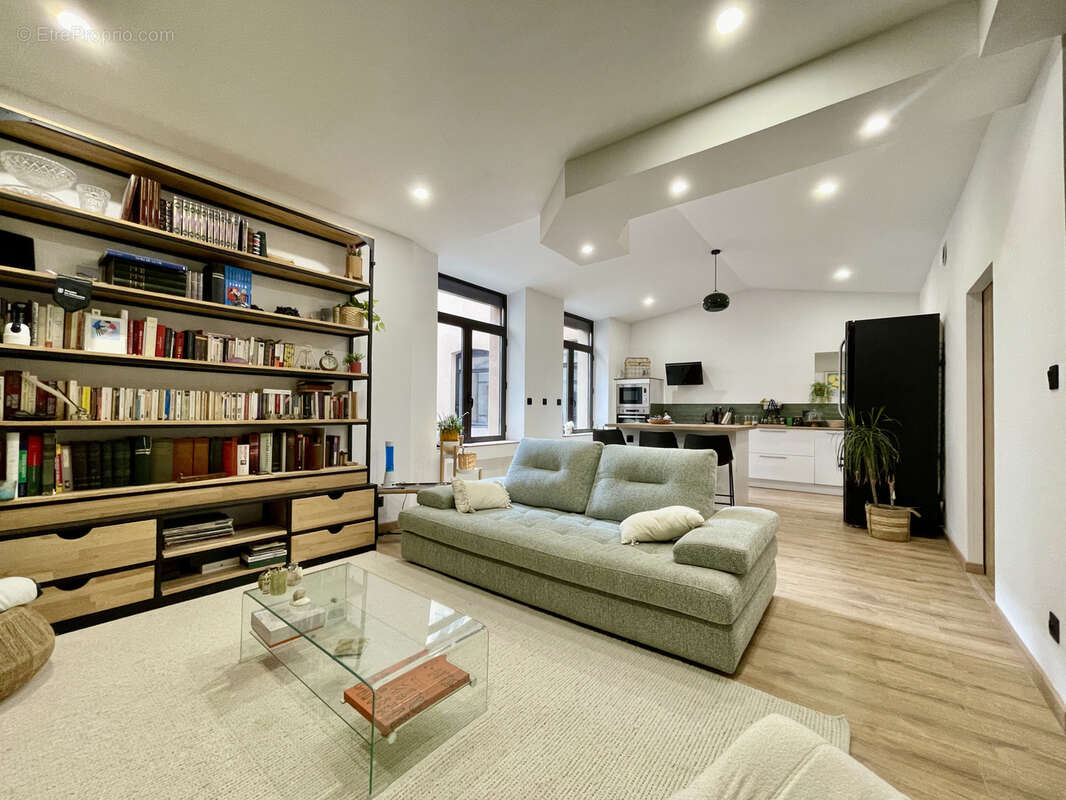 Appartement à SAINT-ETIENNE