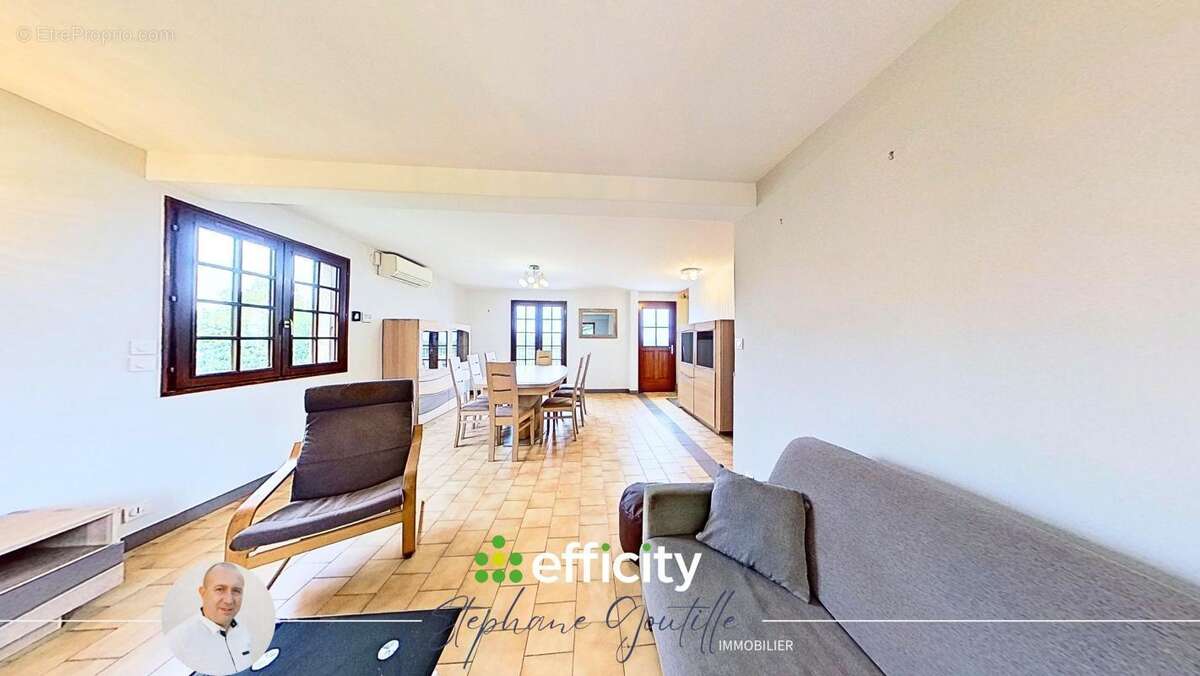 Maison à LE BOIS-D&#039;OINGT