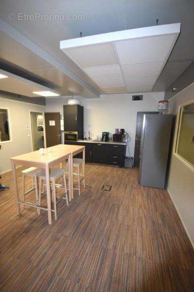 Photo 6 - Commerce à JONAGE