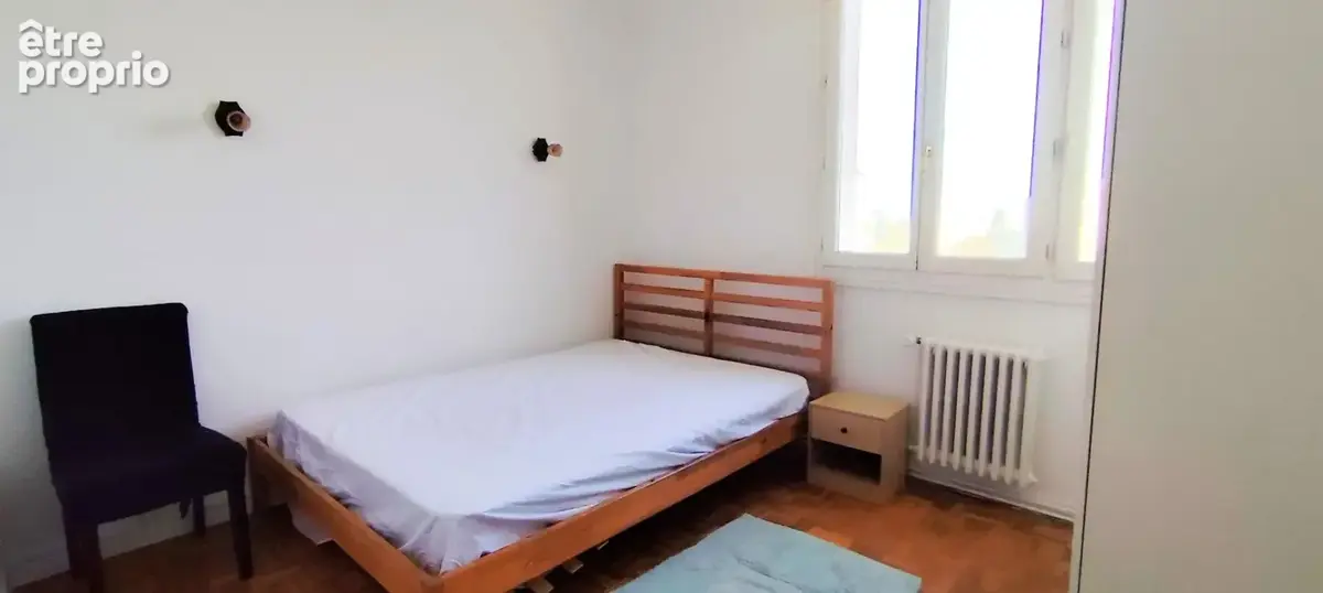 Venissieux - Bel appartement 4 pièces avec balcon et vue dégagée - photo 6