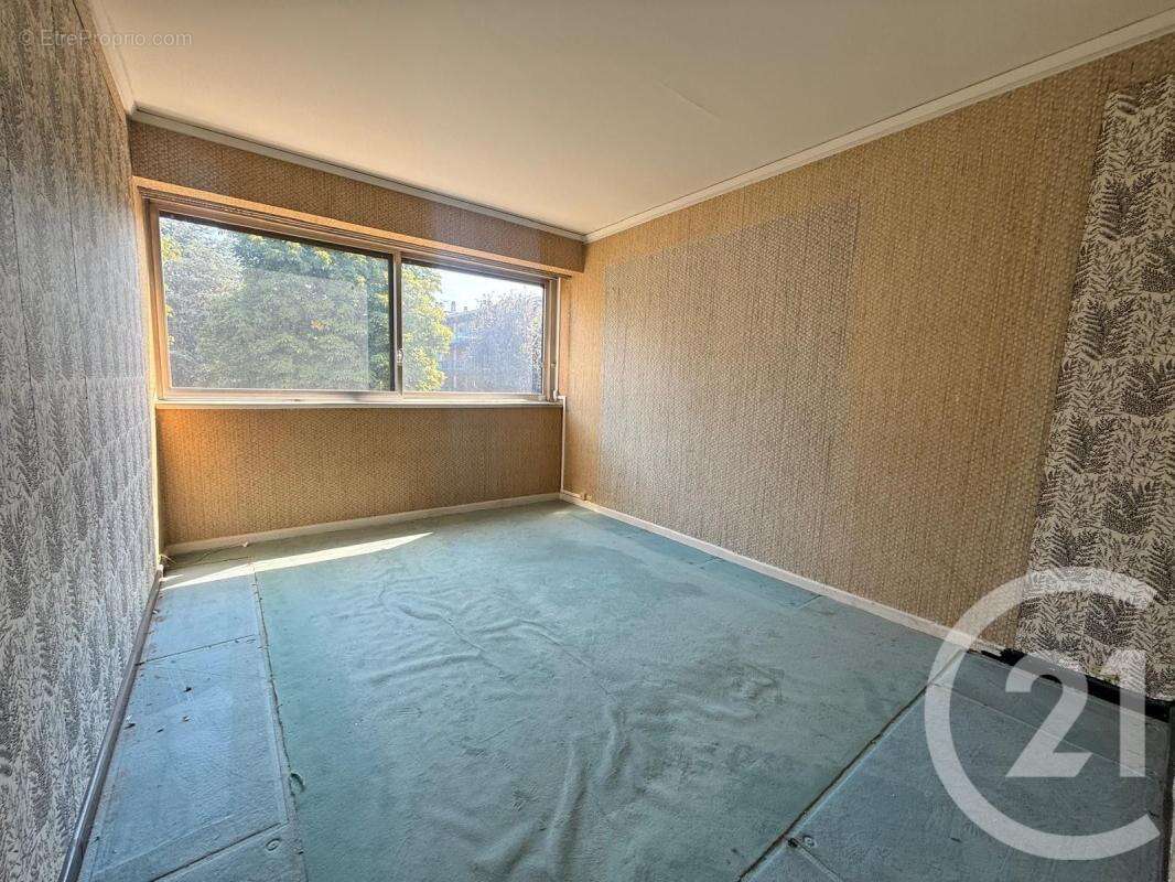 Appartement 115 m² à Fontenay-Sous-Bois  - photo 11