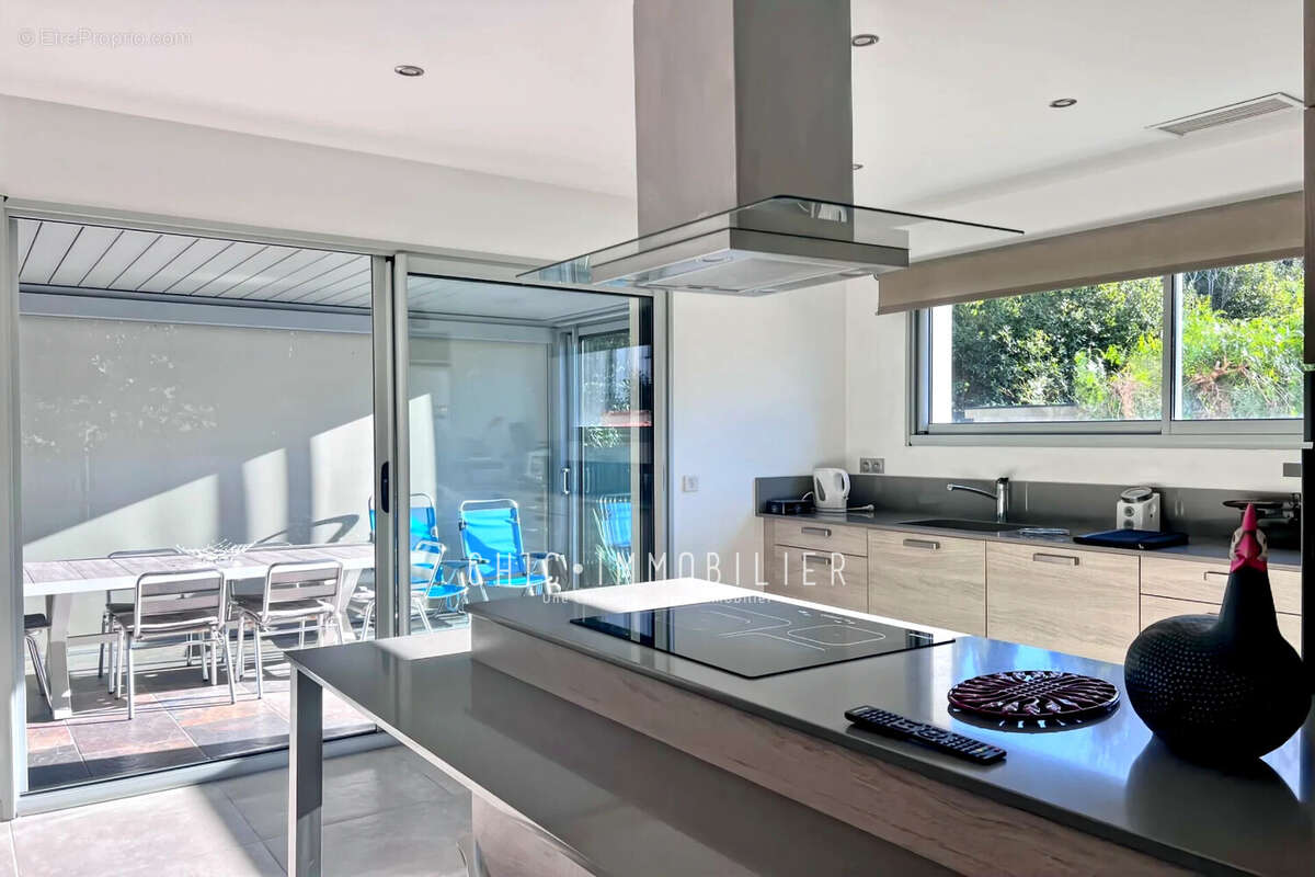 Maison à LATOUR-BAS-ELNE