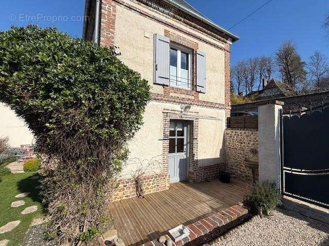 Maison à BROGLIE