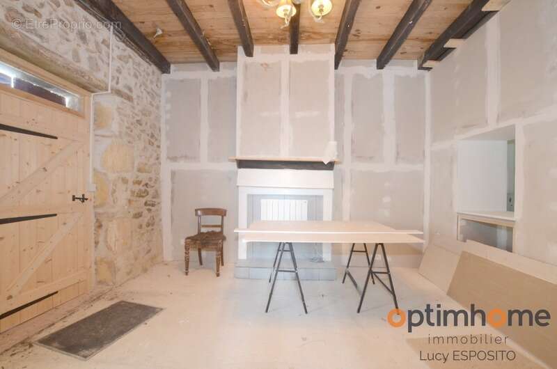  Spacieuse maison de campagne aux multiples possibilités – Saint-Christophe, Charente  - photo 40